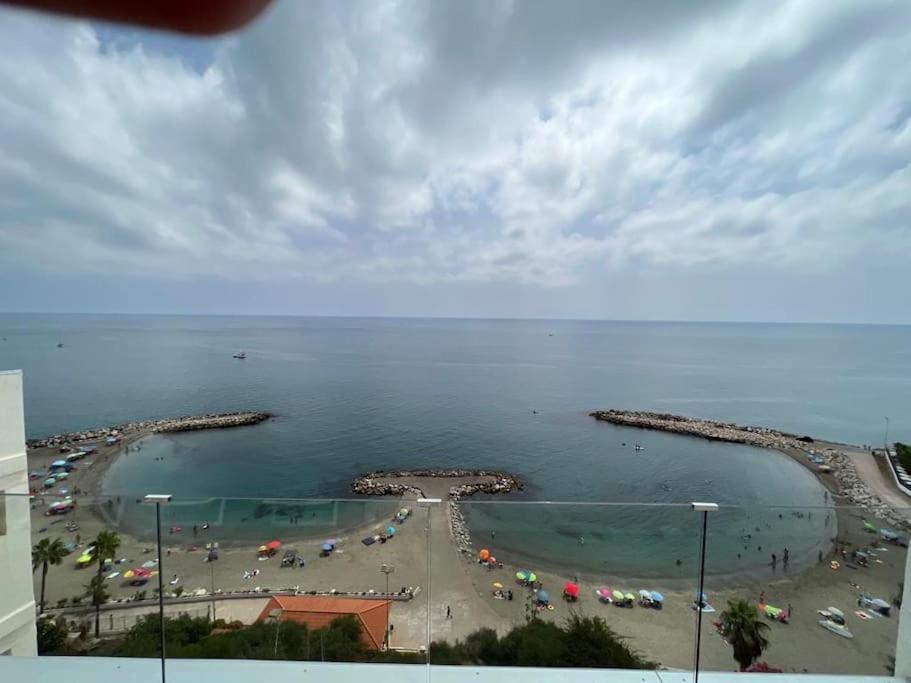 Benalmadena Costa Malaga Apartamento Muy Acogedor Con Vistas Al Mar Terraza Gigante Para Verano E Invierno Parking Exterior foto